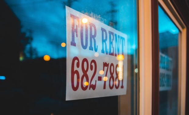 For Rent Sign and Tips on Real Estate Investing